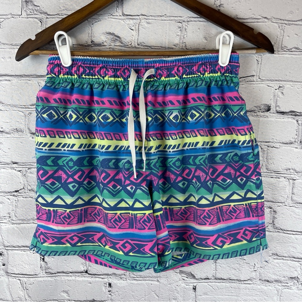 Chubbies Shorts Aztec 5.5" Classic‎ Swim Trunks Lined Men’s Small